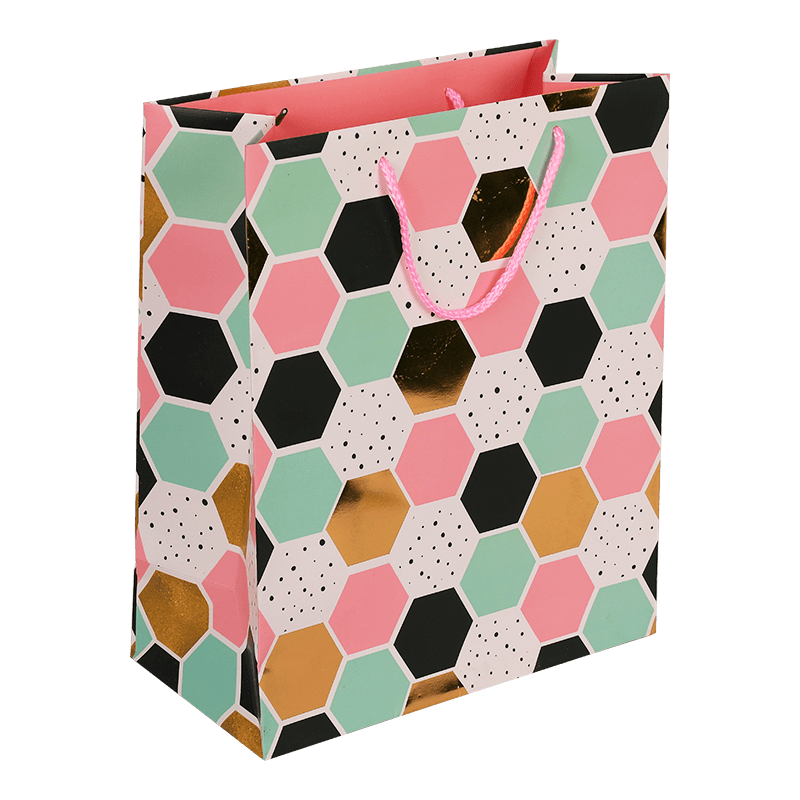 Bolsa de regalo de papel con estampado geométrico y asa de cuerda